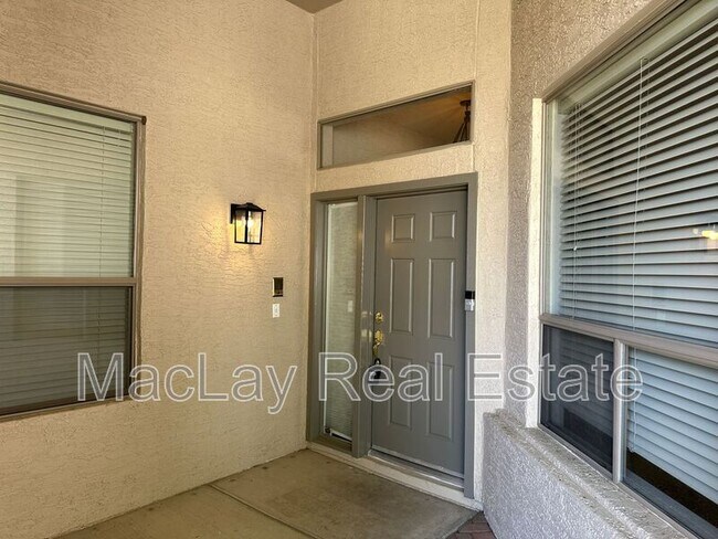 Building Photo - 9753 E Holiday Way
