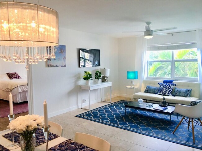 Building Photo - 619 Orton Ave