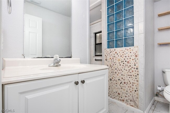 Building Photo - 7261 Albany Rd