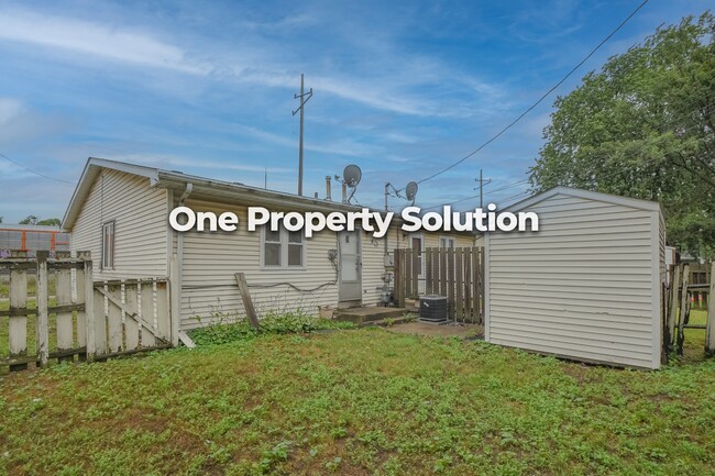 Building Photo - 1149 Logan St