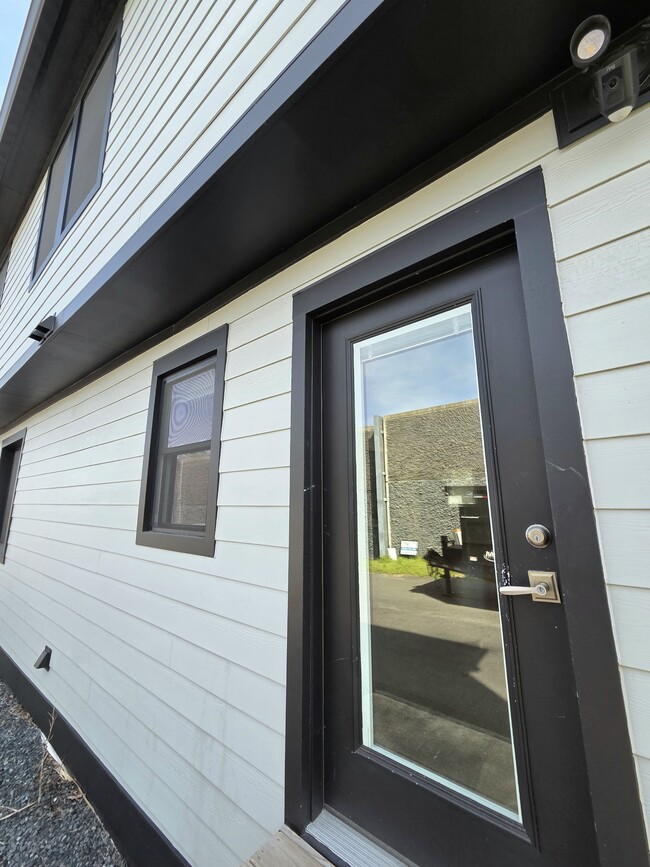 Building Photo - 10810 Norman Ave