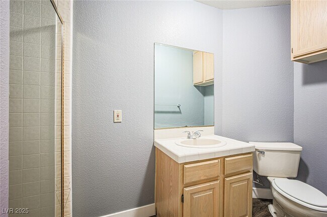 Building Photo - 2851 S Valley View Blvd