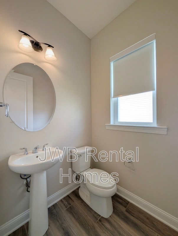 Building Photo - 75 Carousel Dr