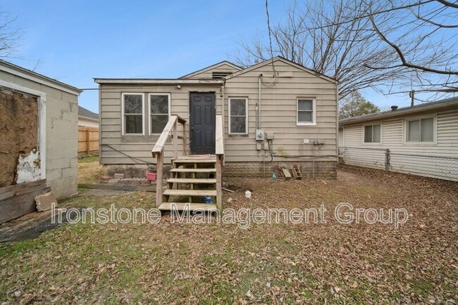 Building Photo - 2119 W 40th St