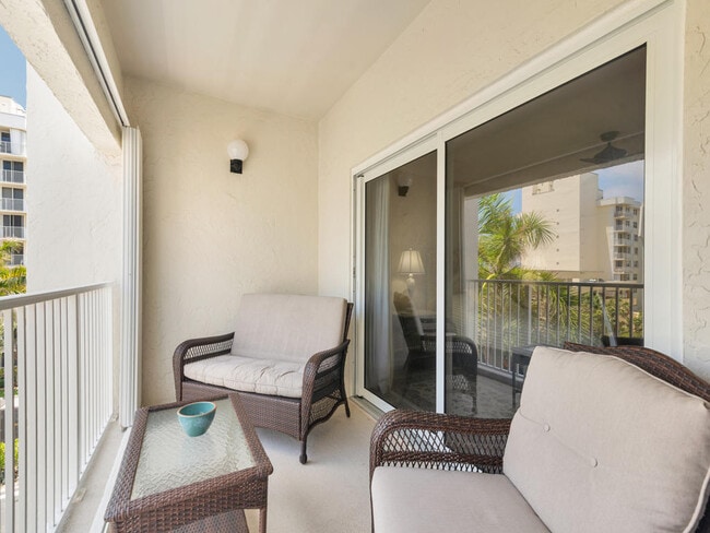 Building Photo - 3520 S Ocean Blvd