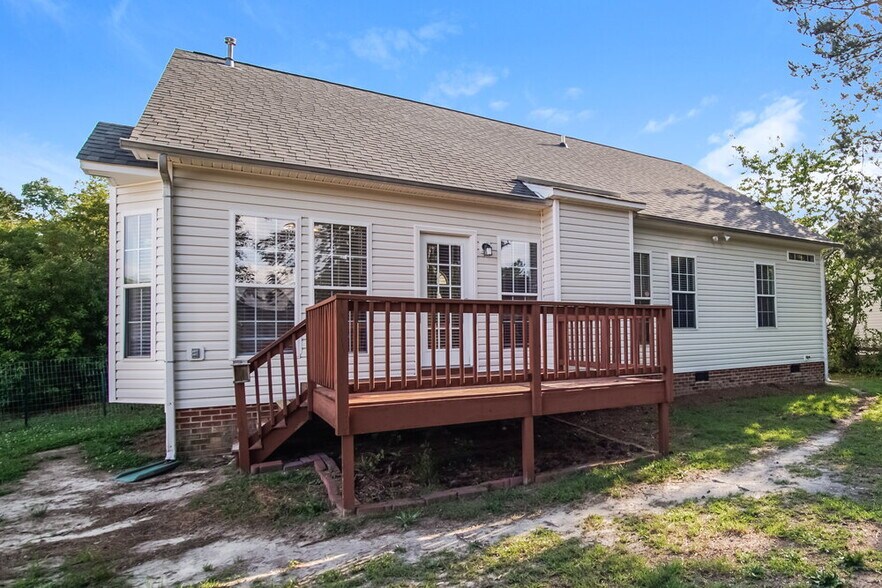 Building Photo - 7137 Spanglers Spring Way
