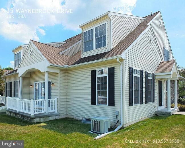 Building Photo - 15 Waynebrook Dr
