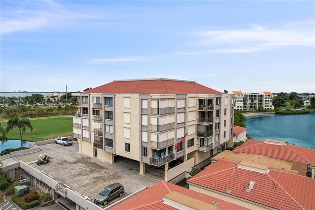 Building Photo - 6104 Palma Del Mar Blvd S