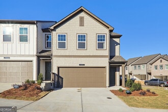 Building Photo - 727 Carmes Dr