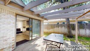Building Photo - 9023 Luzita Ln