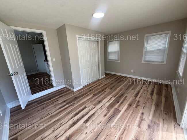 Building Photo - 2933 Evans St