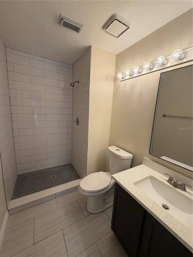 Building Photo - 13829 Timberland Dr