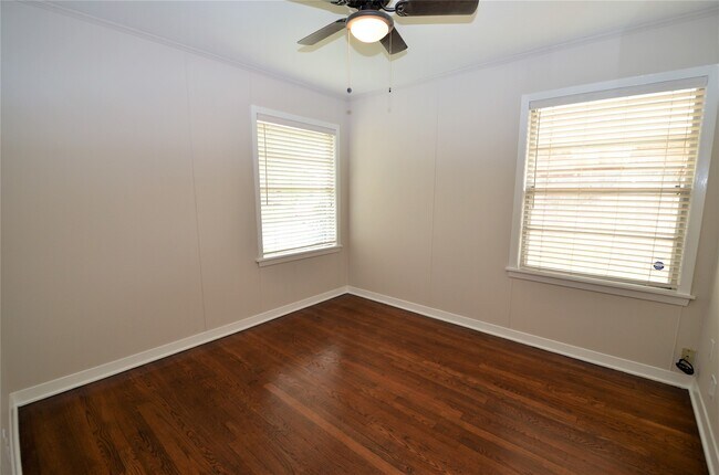 Building Photo - 4009 Nenana Dr