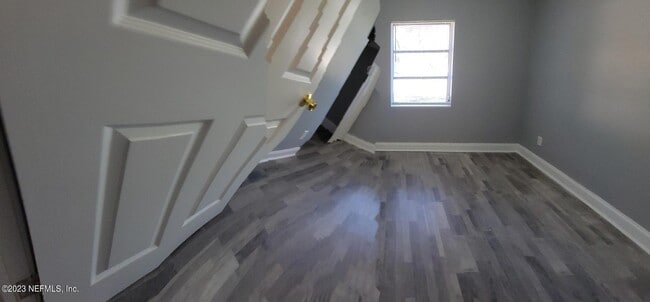 Building Photo - 6114 Strawflower Pl