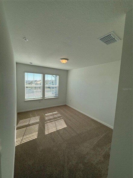 Building Photo - 4625 Orchard View Aly