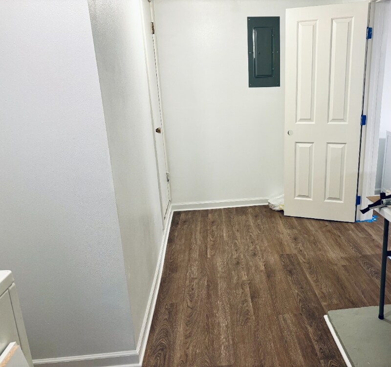 Building Photo - 13623 8th Ave SW