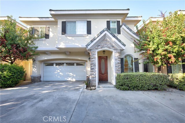 Primary Photo - 529 S 5th Ave