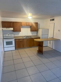 Building Photo - 1 Bedroom 1 Bath In Central Las Vegas