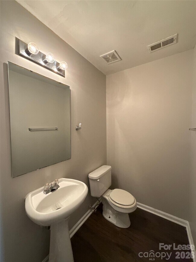 Building Photo - 1601 Elk Creek Ct