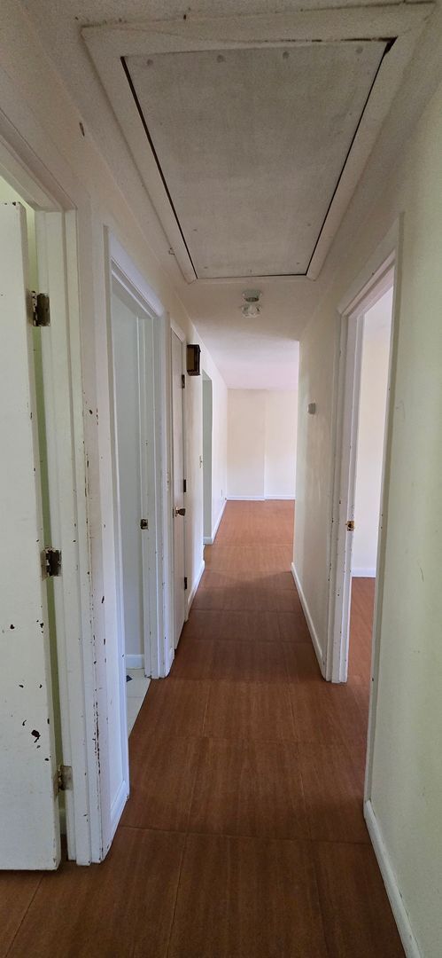 Building Photo - 206-208-208 Higgins Crowell Rd