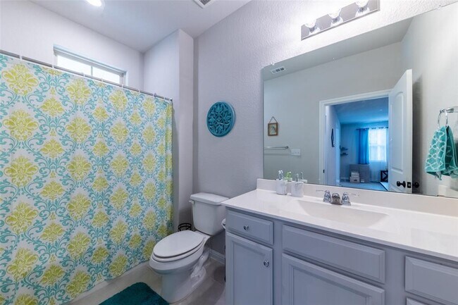 Building Photo - 2440 Berryville Ln