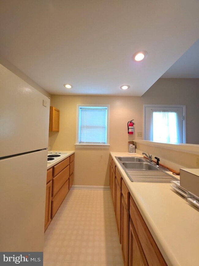 Building Photo - 4838 Landis Ave