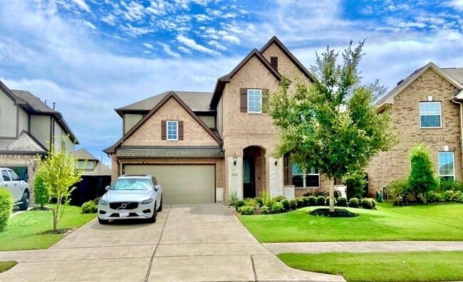 Primary Photo - 4310 Maytree Ln