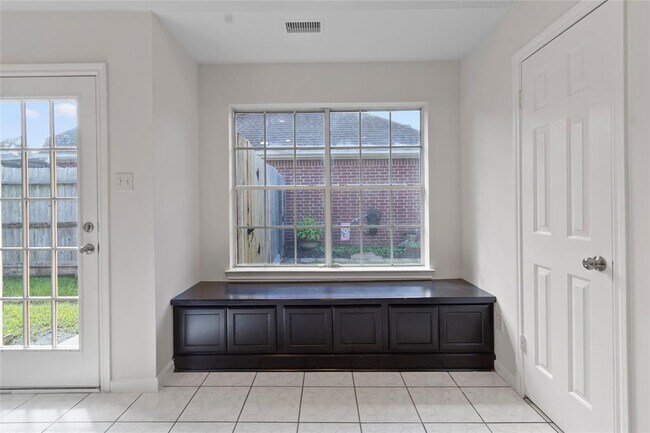 Building Photo - 1809 Oak Cluster Cir