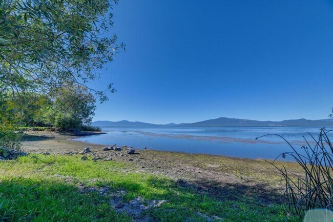 Building Photo - 37464 Modoc Point Rd