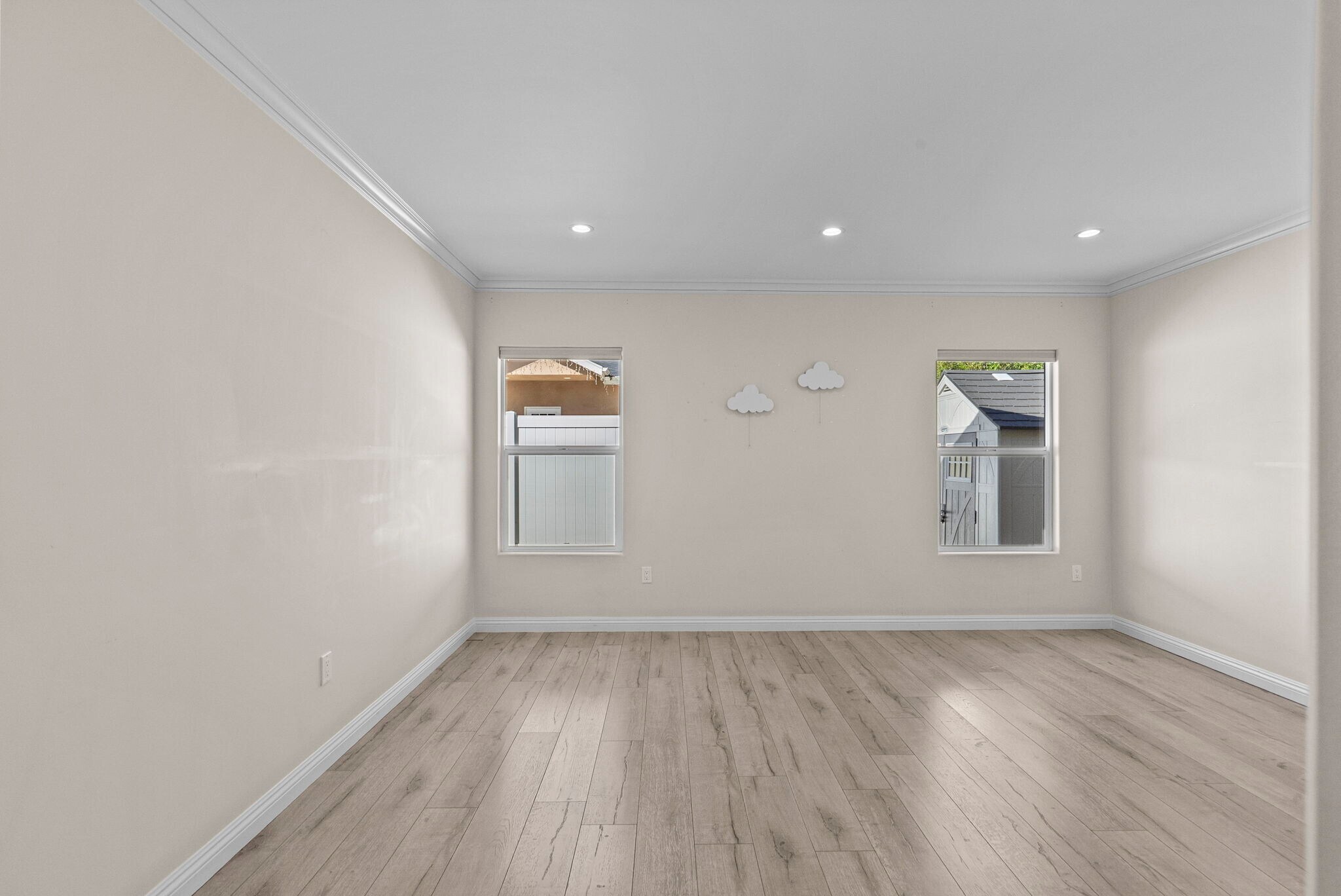 Building Photo - 6717 Cedros Ave