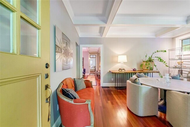 Building Photo - 868 Rosedale Rd NE