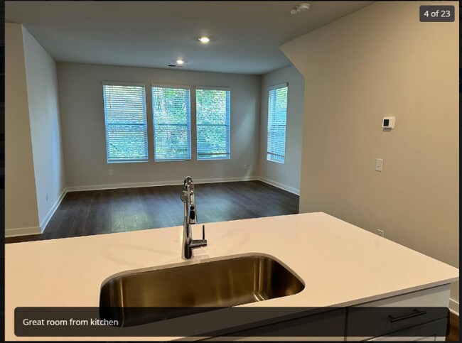 Building Photo - 2012 Township Dr