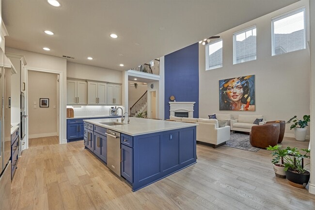 Building Photo - 15230 Tree Swallow Ct