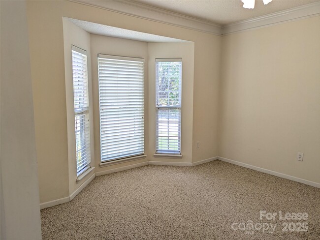 Building Photo - 187 Chandeleur Dr