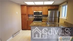 Building Photo - 57A Essex Rd