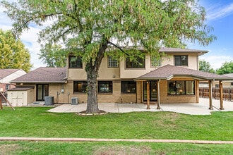 Building Photo - 3600 E Virginia Ave