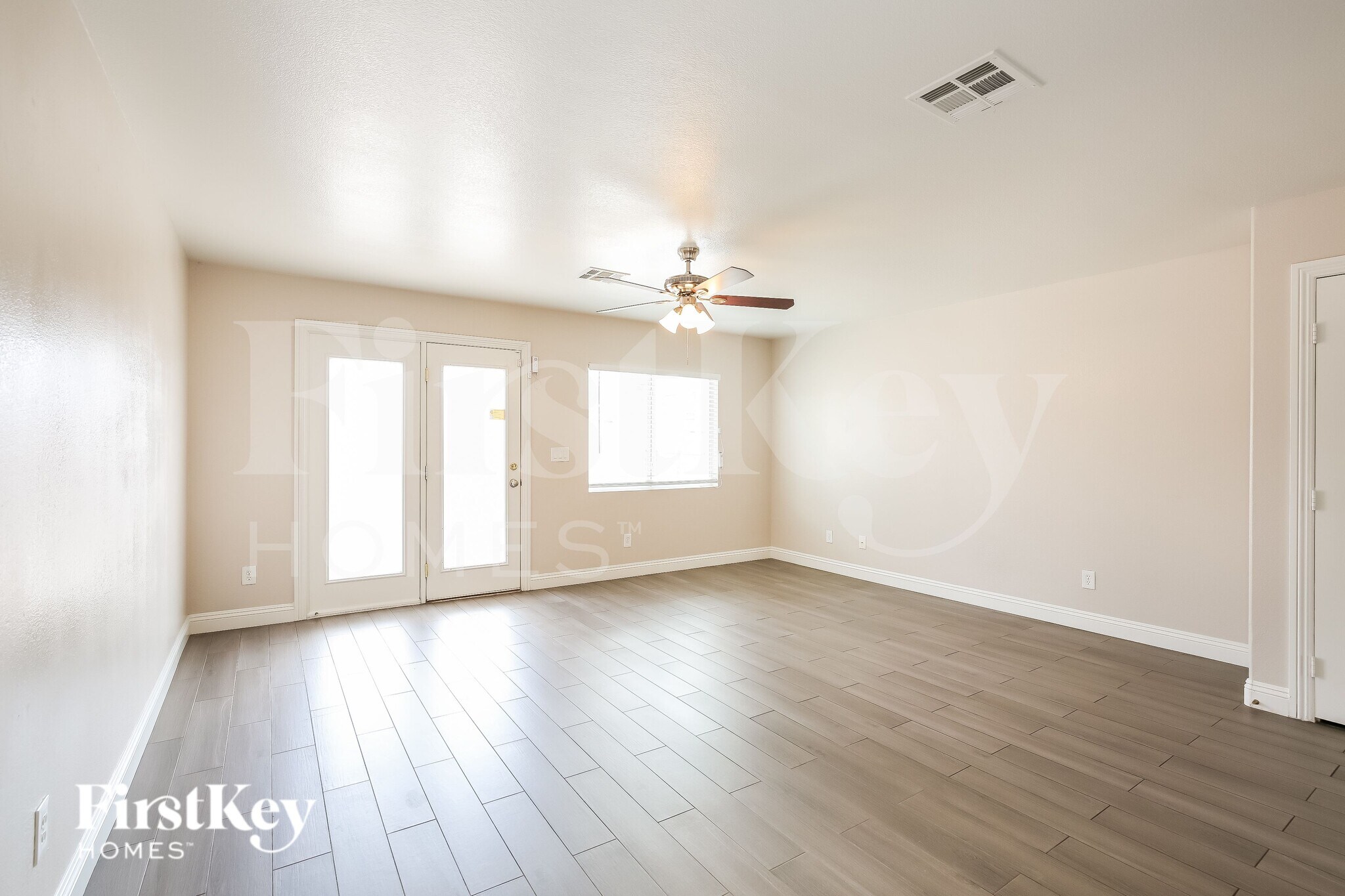 Building Photo - 705 Picasso Picture Ct