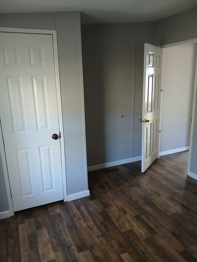 Building Photo - 251 Flat Creek Ln