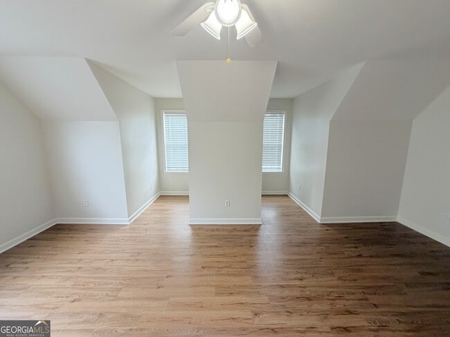 Building Photo - 106 Turtle Pointe Dr