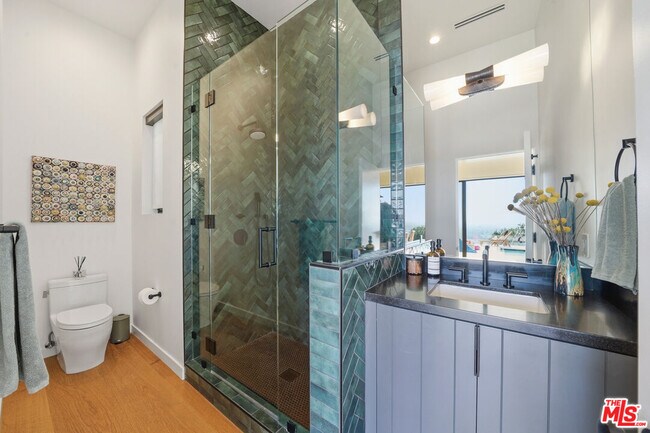 Building Photo - 8242 Hillside Ave