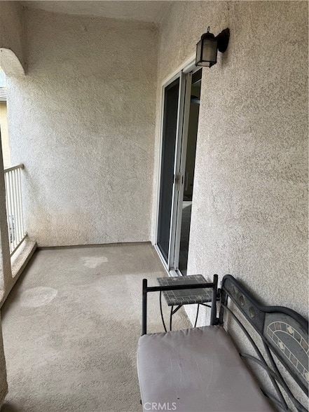 Building Photo - 26514 Arboretum Way