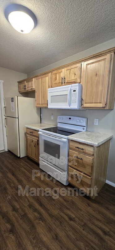 Building Photo - 2502 Alma St