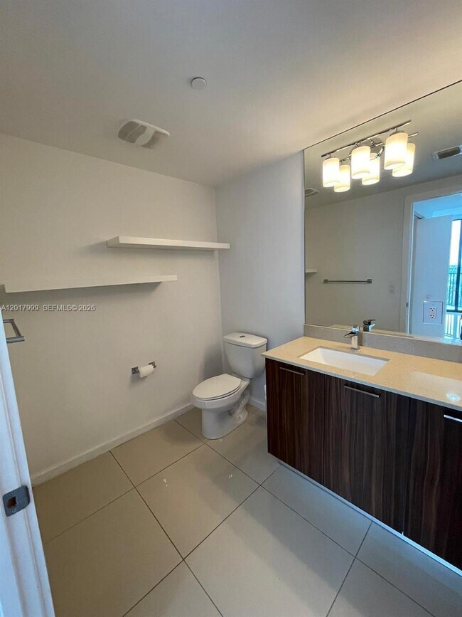 Building Photo - 5300 Paseo Blvd