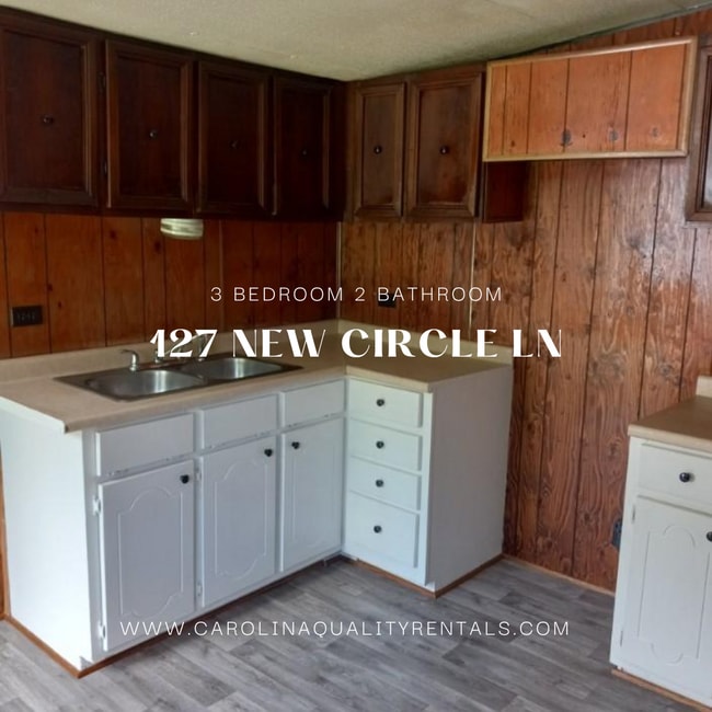 Building Photo - 3 bedroom 2 bath singlewide