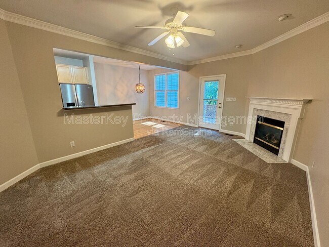 Building Photo - 4506 Treerose Way
