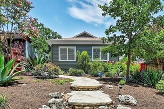 Building Photo - 3408 Bonnie Rd