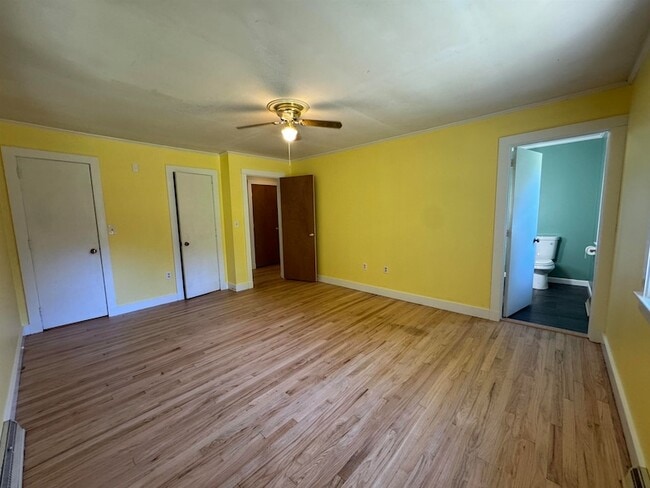 Building Photo - 473 Hapgood Pond Rd