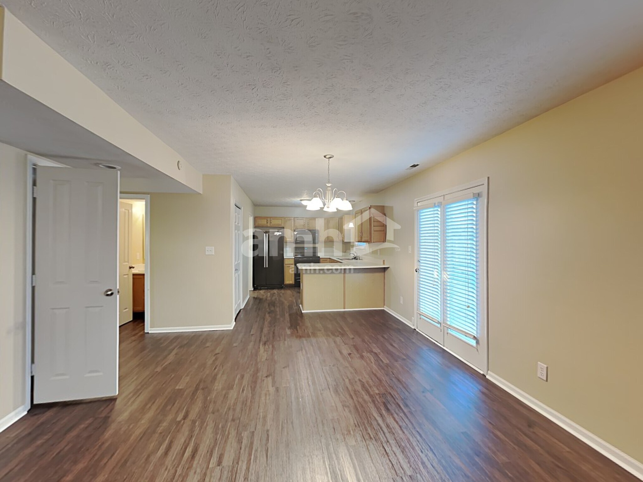 Building Photo - 136 Brooks Bnd