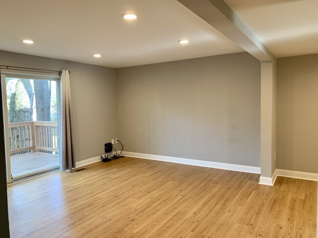 Ground Level Living Room - 7359 Hickory Log Cir