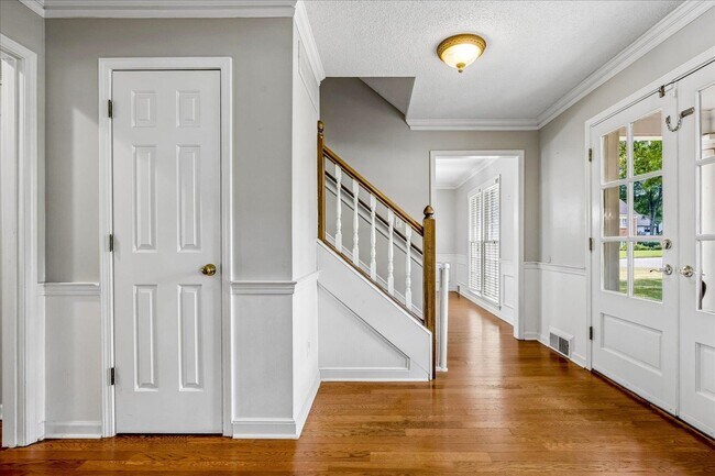 Building Photo - 2836 Baytown Cove